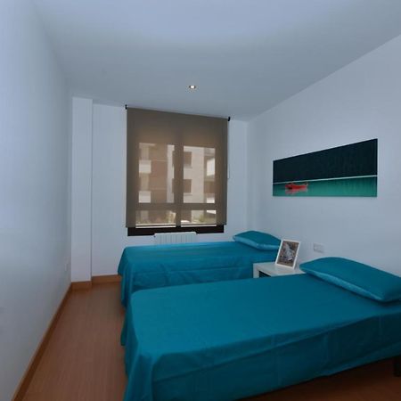 Apartamento Cerca Playa Con Balcon Y Bbq كالافيل المظهر الخارجي الصورة