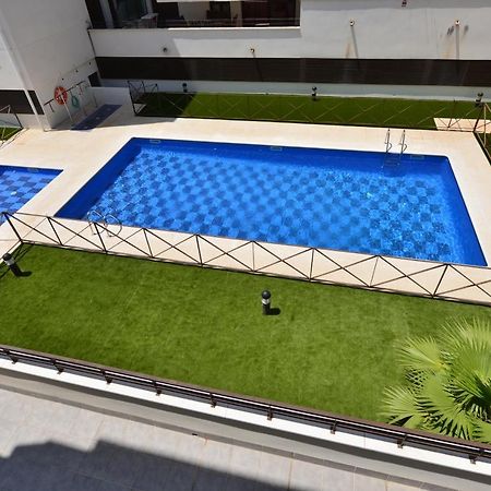Apartamento Cerca Playa Con Balcon Y Bbq كالافيل المظهر الخارجي الصورة