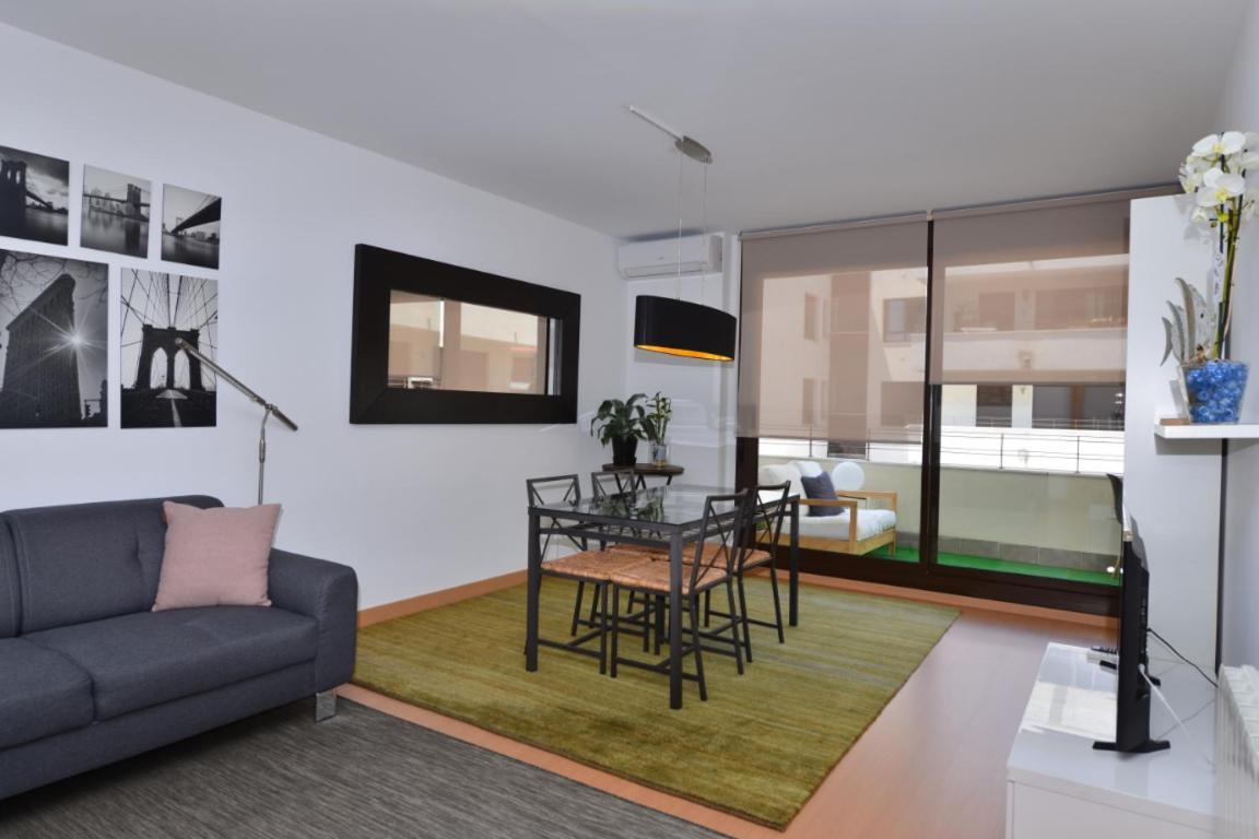 Apartamento Cerca Playa Con Balcon Y Bbq كالافيل المظهر الخارجي الصورة