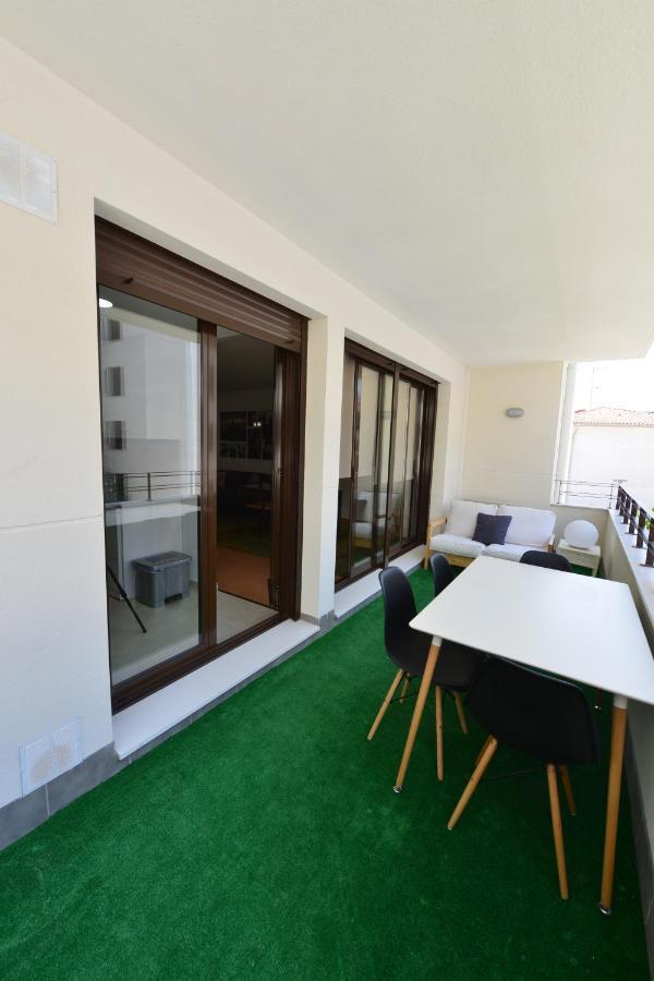 Apartamento Cerca Playa Con Balcon Y Bbq كالافيل المظهر الخارجي الصورة