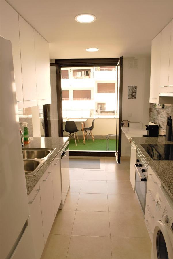 Apartamento Cerca Playa Con Balcon Y Bbq كالافيل المظهر الخارجي الصورة